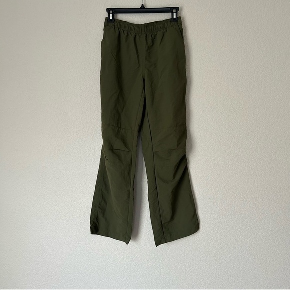 SOLD—⭐️TNA Sawyer Pant in Military Green⭐️ - Picture 2 of 6